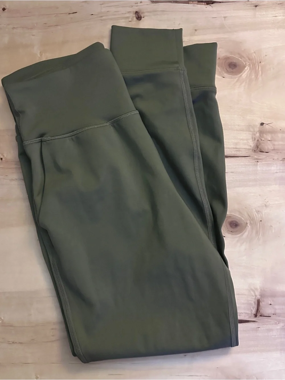 Under Armour Women’s Olive Green Performance Leggings